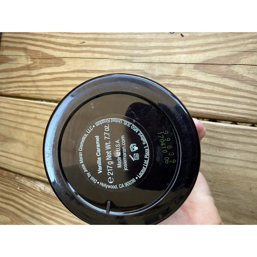 Josie Maran Whipped Argan Oil Self Tanning Body Butter Vanilla Caramel 7.7oz